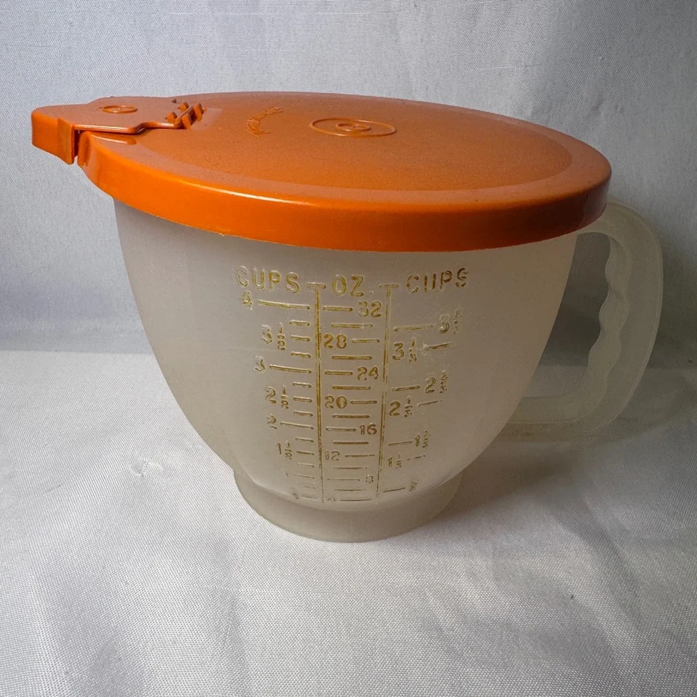 Vintage Tupperware Mix-N-Stor 4 Cup Measuring Pitcher Orange Lid 1 Liter 32 oz